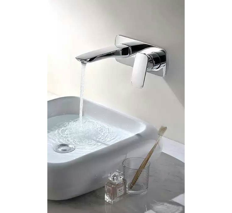 QUEENSWOOD Chrome Plated Faucet & Shower - Eagle Series Faucet & Shower image4